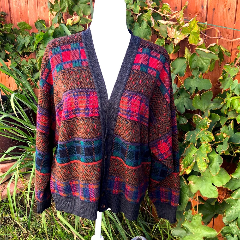 The Italian sweater company Cardigan sweater Size large men’s